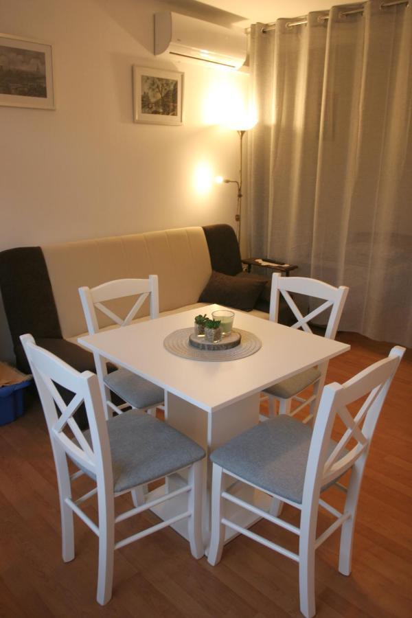 Studio Apartman Maria Čavle Εξωτερικό φωτογραφία