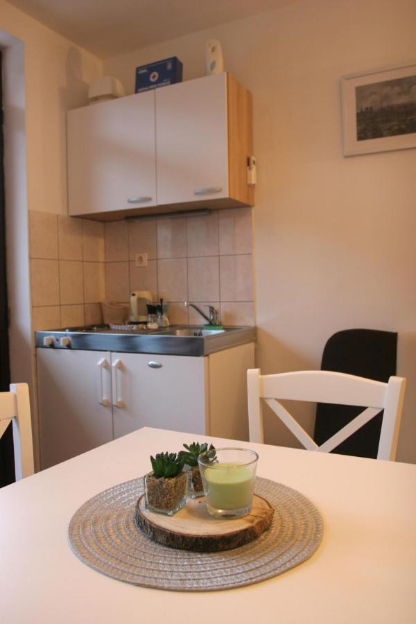 Studio Apartman Maria Čavle Εξωτερικό φωτογραφία