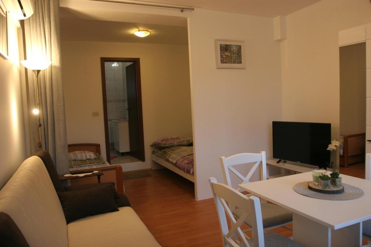 Studio Apartman Maria Čavle Εξωτερικό φωτογραφία